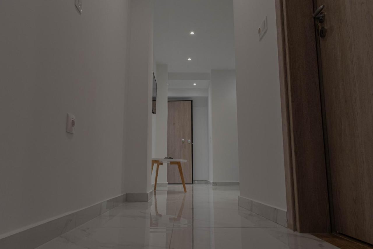 Athens Jacuzzi Apartment Εξωτερικό φωτογραφία