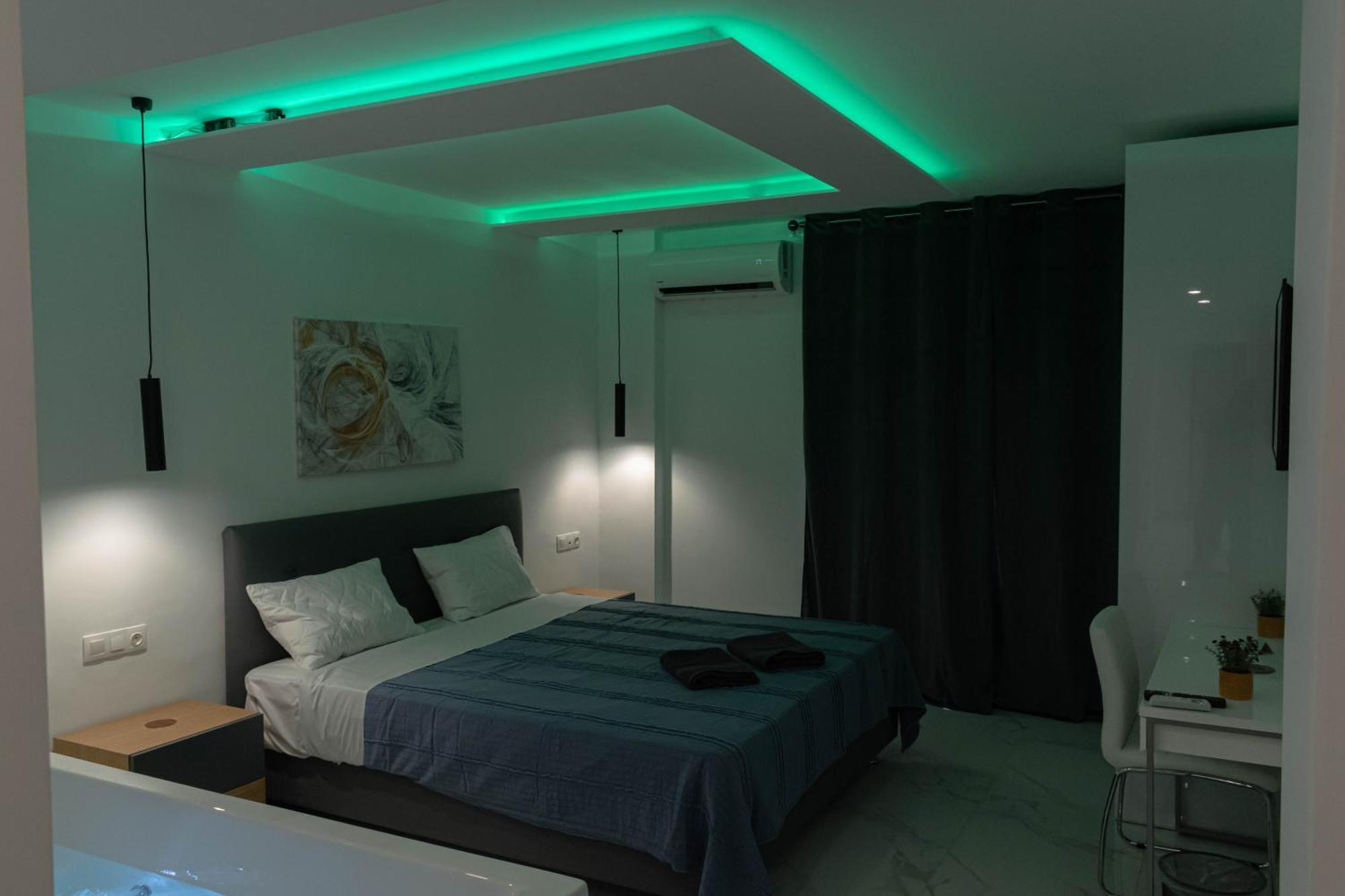 Athens Jacuzzi Apartment Εξωτερικό φωτογραφία